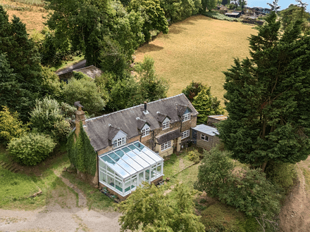 17 Hillside 